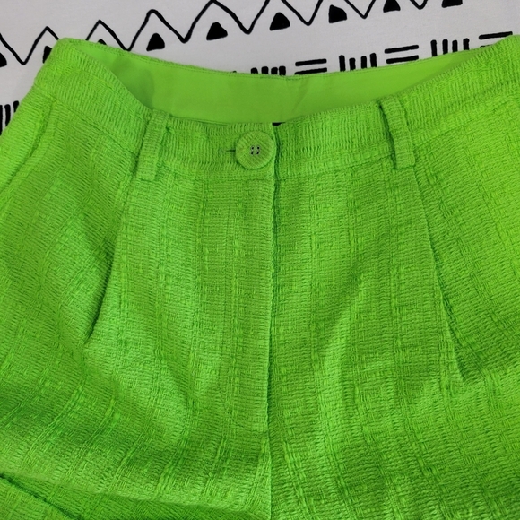 NWOT ROYALTY Women's Tweed shorts Fully lined thick fabric by Maluma Size 2 - Picture 8 of 9